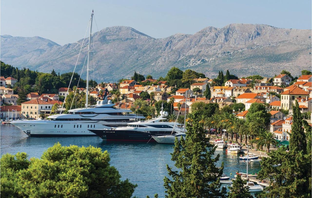 Amazing Apartment In Cavtat With House Sea View Exterior photo